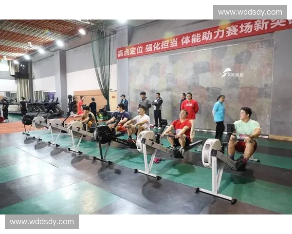 全面提升运动表现的体能训练方法与技巧解析 全面提升运动表现的体能训练方法与技巧解析